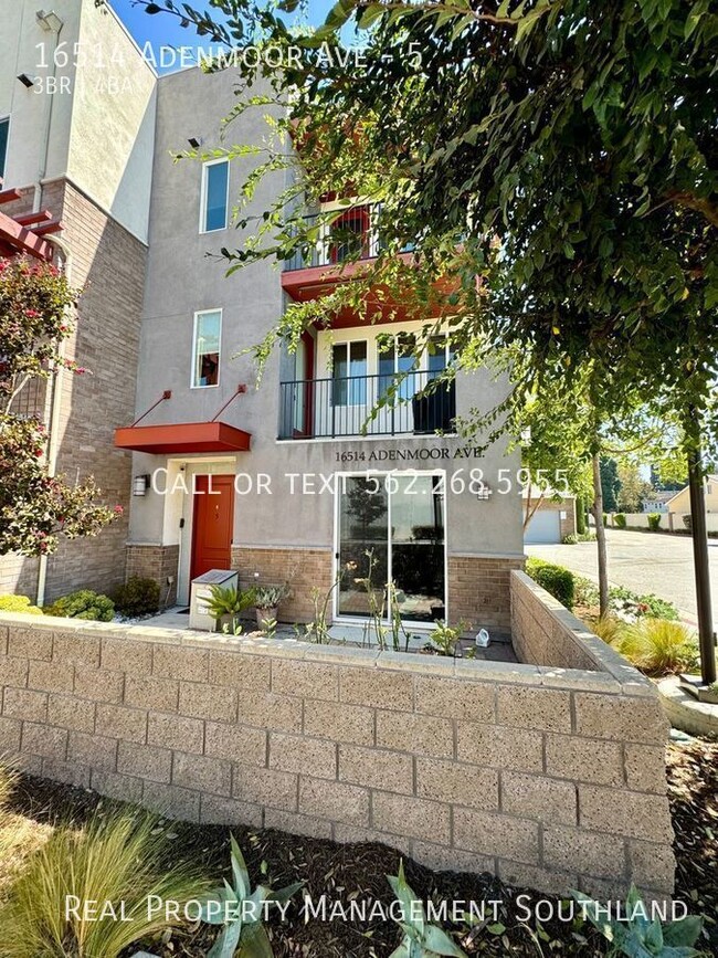 Building Photo - Beautiful 3 Bed 4 Bath Townhouse for Rent ...