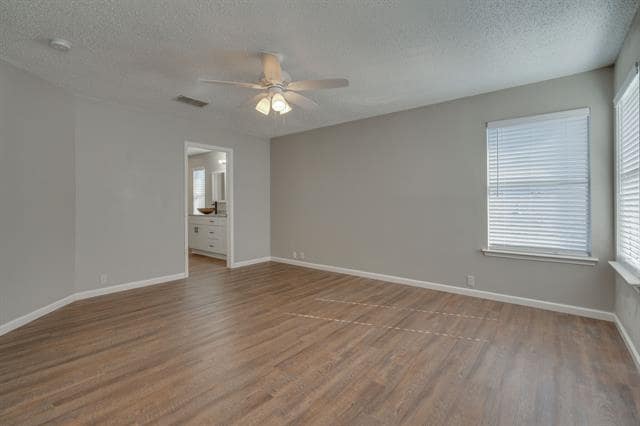 Building Photo - 1029 Beechwood Dr