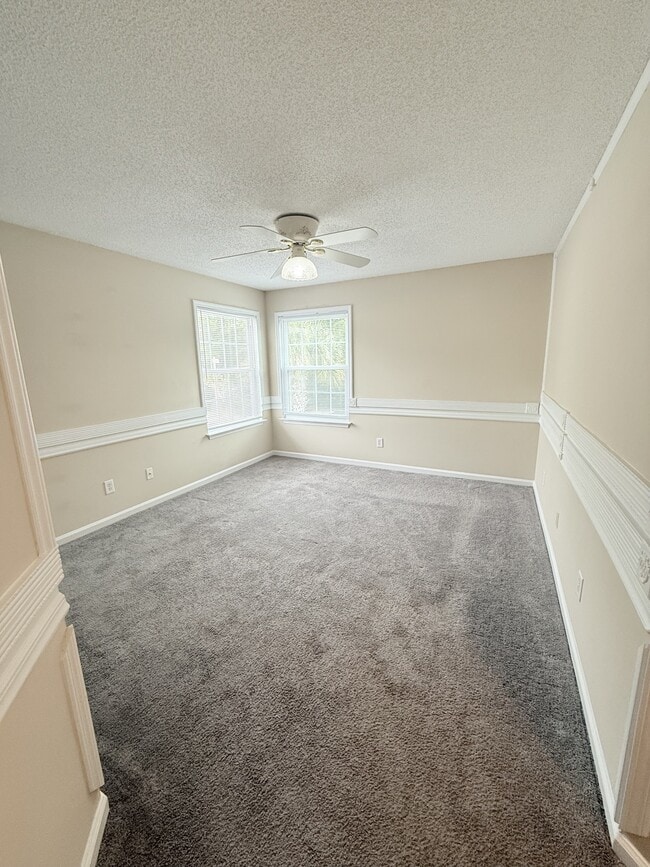 Building Photo - 8558 Hopkins Cir