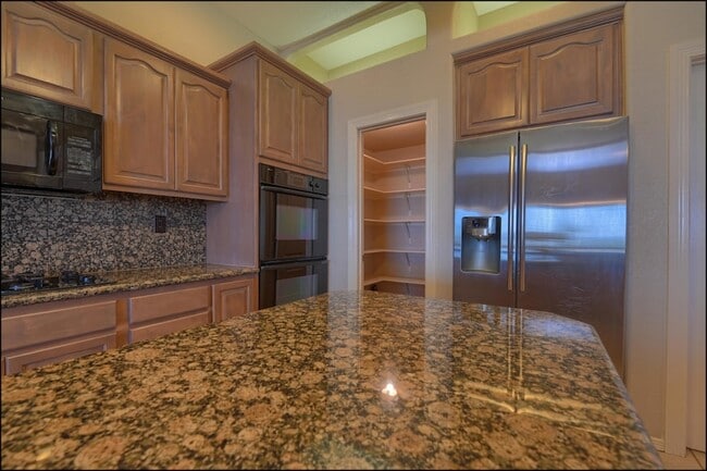 Building Photo - 1435 Cloud Ridge Dr