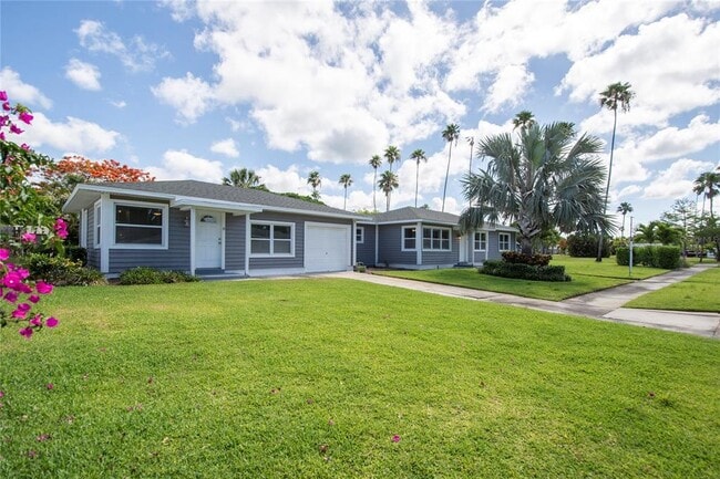 Building Photo - 3200 DE BAZAN Ave