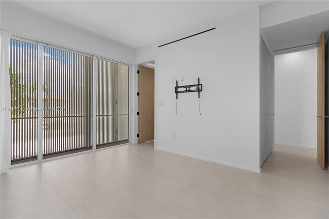Building Photo - 4430 W Flagler St