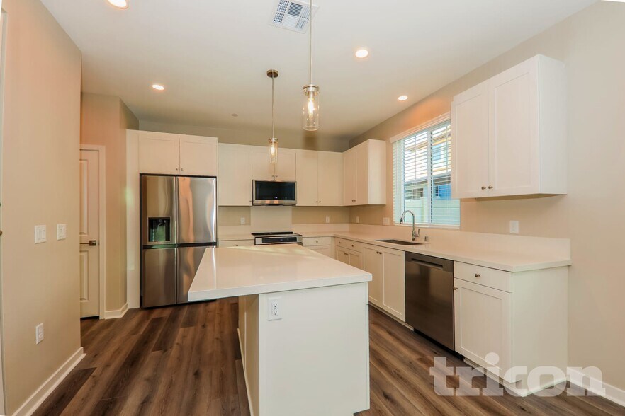 Building Photo - 29398 Walnut Tree Way