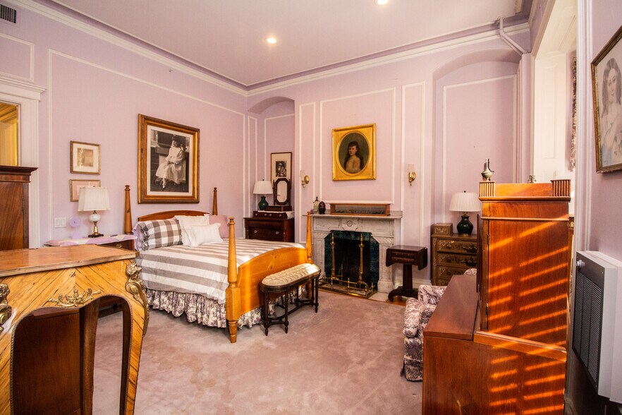 Building Photo - 290 Beacon St