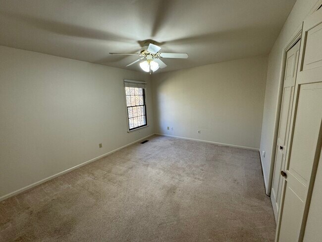 Building Photo - Very Nice 4 Bedroom 2.5 Bathroom Home in North Little Rock off of North Hills