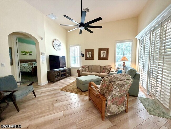 Building Photo - 14508 Sterling Oaks Dr
