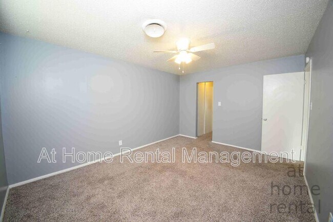 Building Photo - 4716 S Fulton Pl