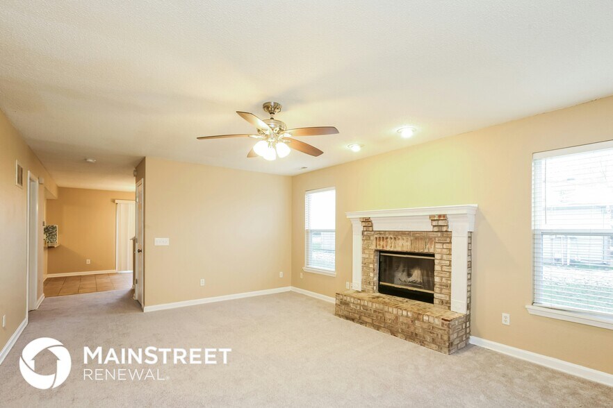 Building Photo - 1525 Prairieview Ln