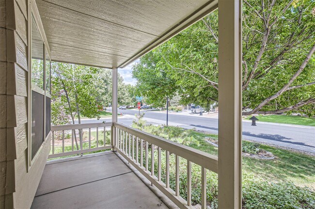 Building Photo - Spacious NW Longmont Home
