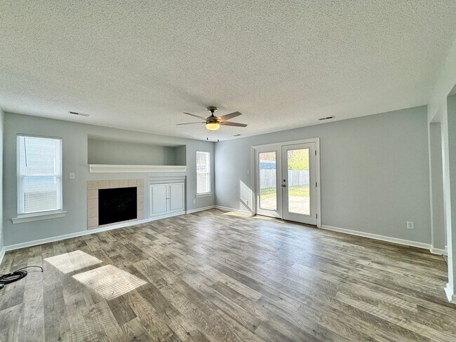 Building Photo - 910 Cantor St