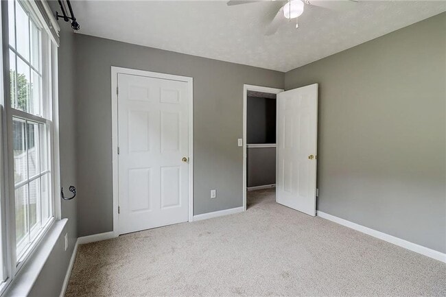 Building Photo - 1061 Chase Creek Ct
