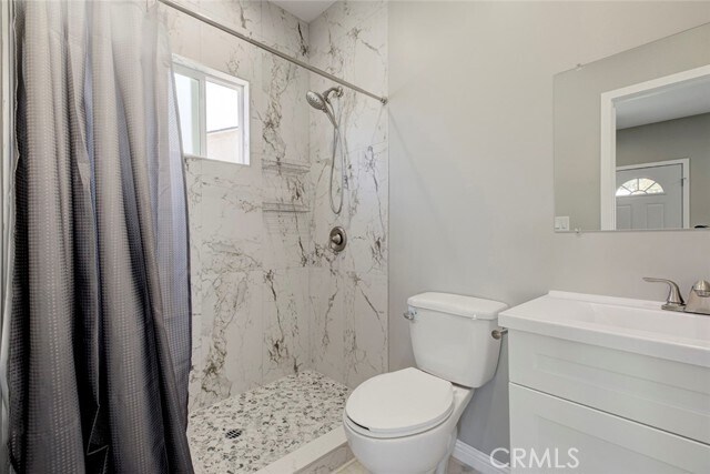 Building Photo - 10933 Nassau Ave