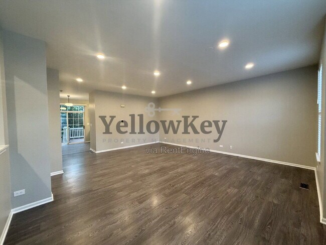 Building Photo - 3371 Kentshire Cir