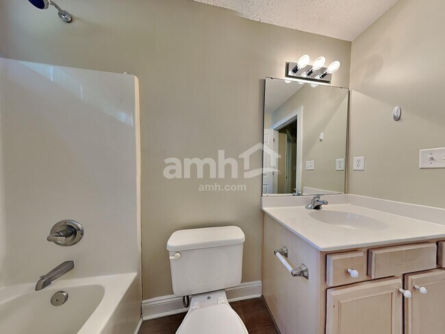Building Photo - 13315 Glencreek Ln