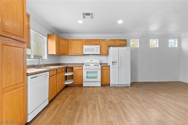 Building Photo - 4736 Arroyo Seco Dr