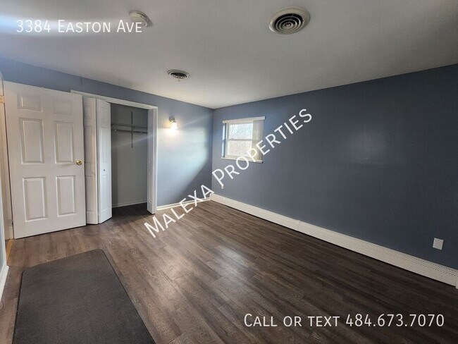 Building Photo - 3384 Easton Ave