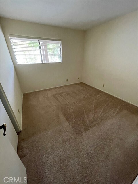 Building Photo - 1833 Caddington Dr