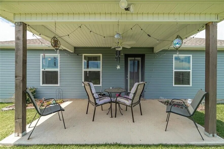 Building Photo - 636 Woodcreek Lp