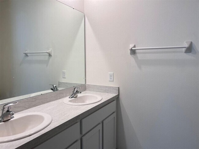 Building Photo - 5563 Birch River Trl