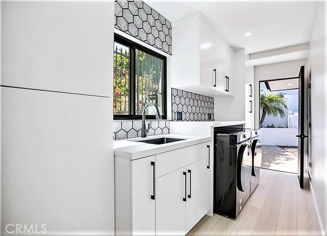 Building Photo - 10452 Le Conte Ave