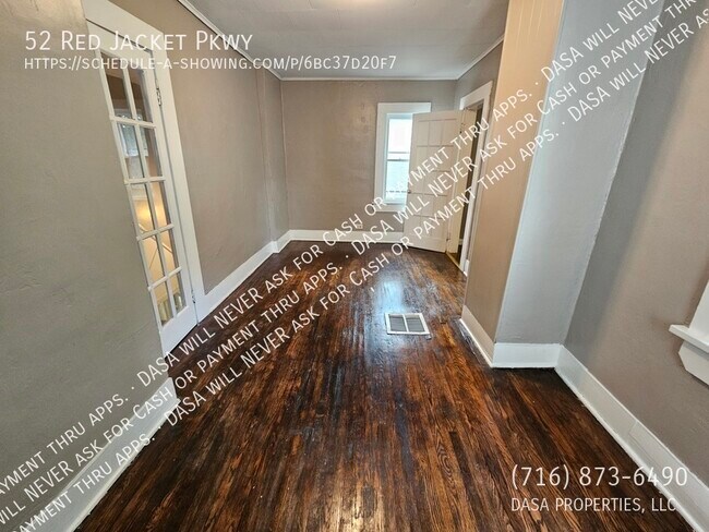 Building Photo - 52 Red Jacket - 4 Bed / 1 Bath