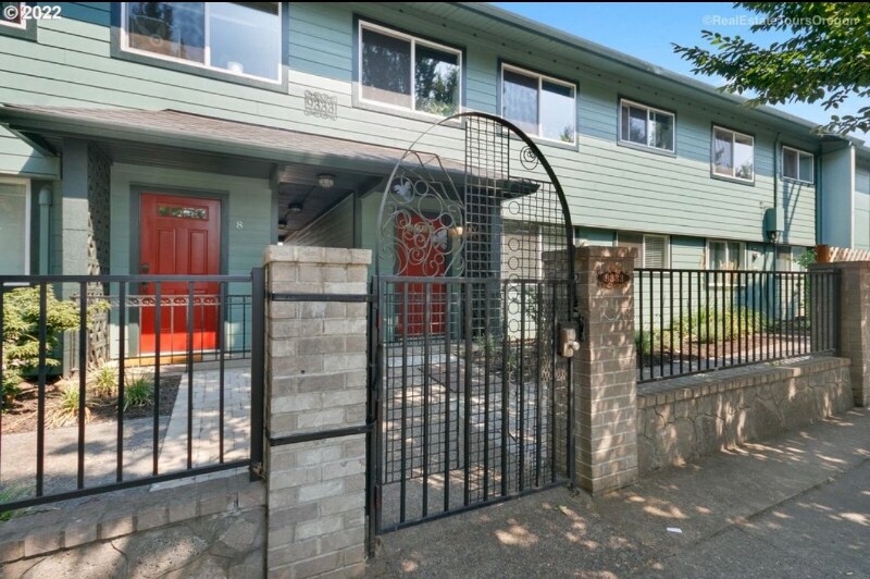 Building Photo - 9333 N Lombard St