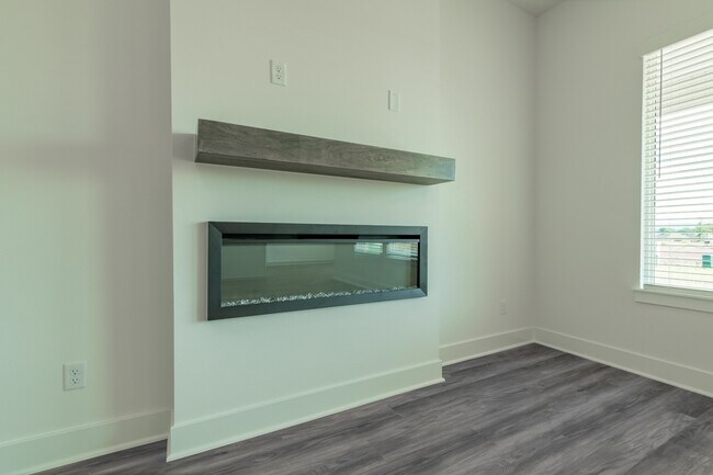 Building Photo - 587 W Gosling Isle
