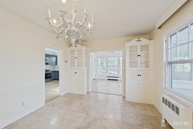 Building Photo - 205 Ashland Rd