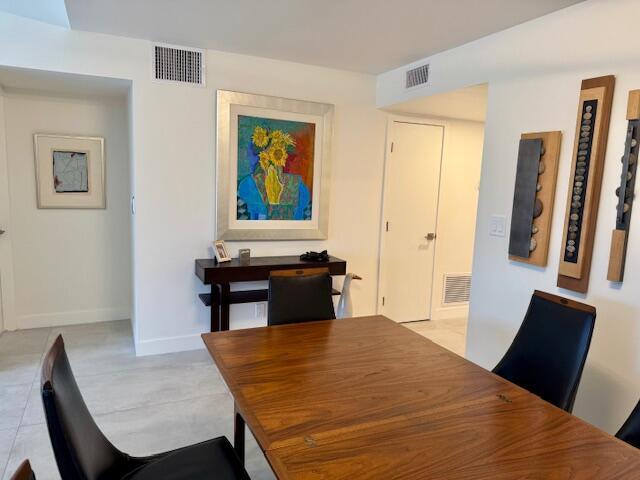 Building Photo - 6 Granada Dr