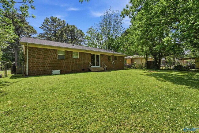 Building Photo - 1504 Faye St SW