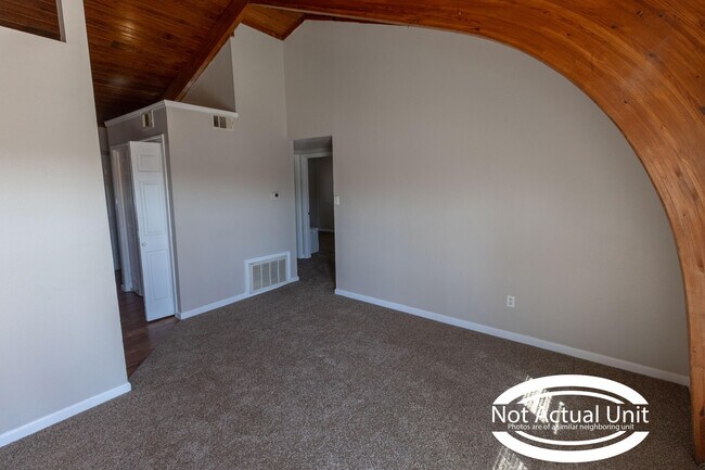 Building Photo - 7313 N Moberly Dr