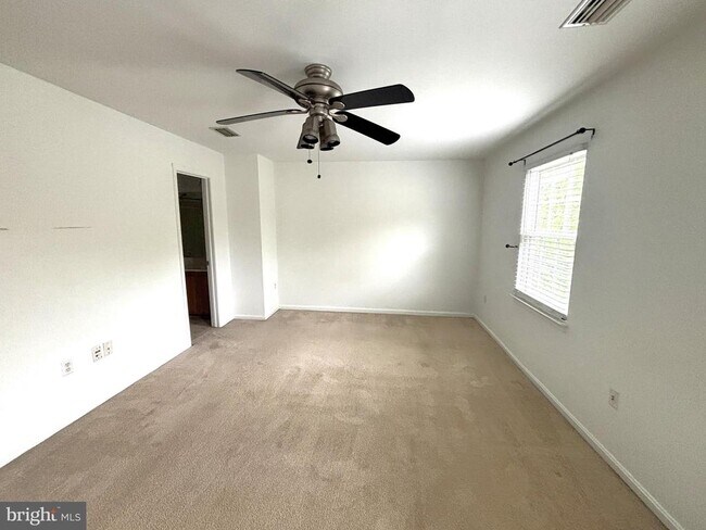 Building Photo - 6761 Jenny Leigh Ct