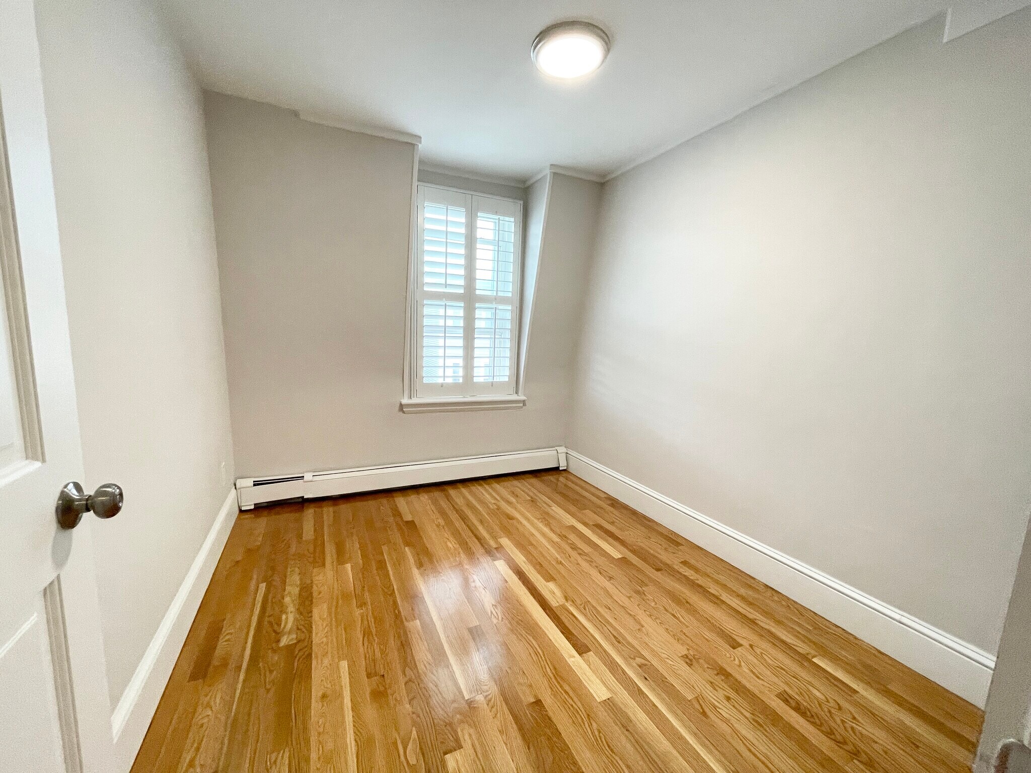 Building Photo - 130 P St