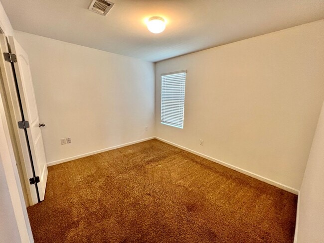 Building Photo - Home in Moundville, AL for Rent! COMING SOON!