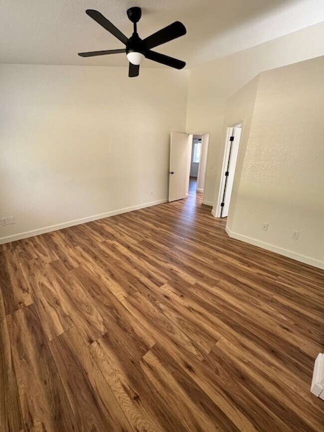 Building Photo - 540 Vansicklen Way