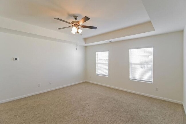 Building Photo - 520 Whitman Ln