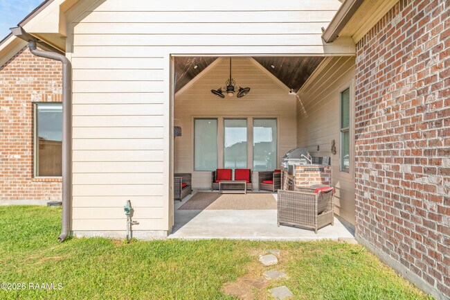 Building Photo - 117 San Sebastian Dr