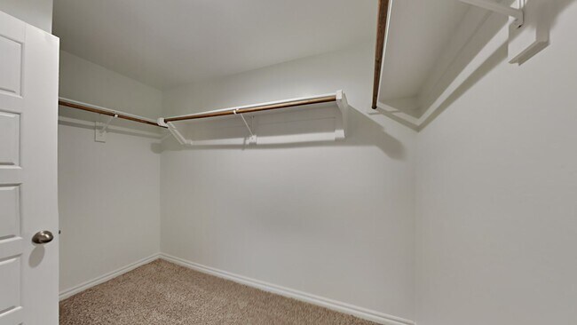 Building Photo - Very Nice Brand New 4 Bedroom home in Mustang Schools