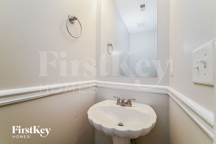 Building Photo - 9031 Jimmy Lee Cir