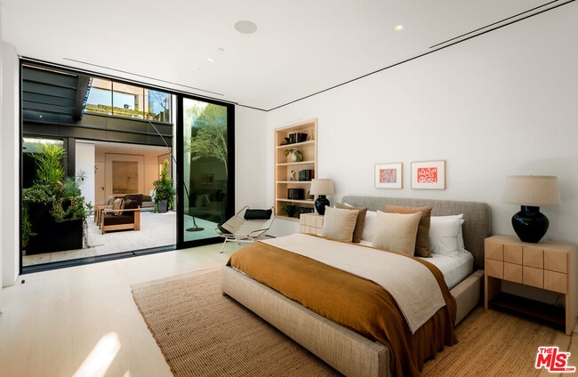 Building Photo - 1210 Laurel Way