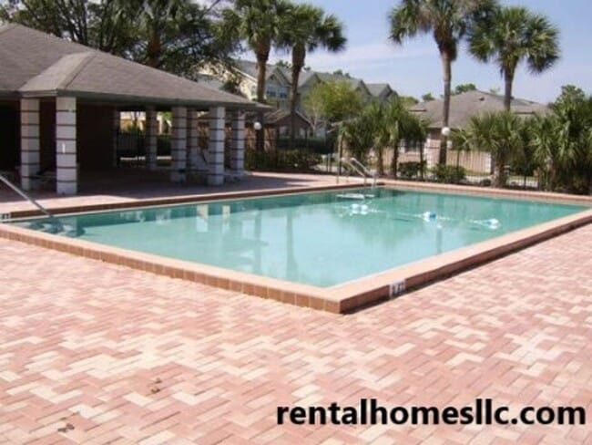 Building Photo - All Tile Throughout the Unit, One Story Pa...