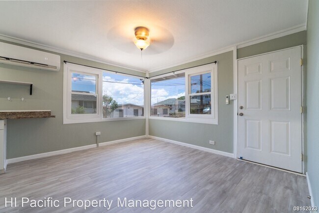Building Photo - 2 br, 1 bath House - 908 Simon St
