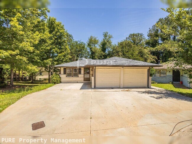 Primary Photo - 2895 Lakemont Pl SW
