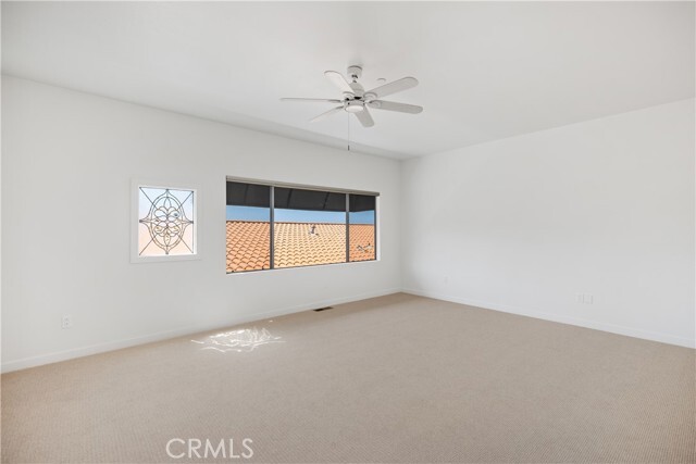 Building Photo - 504 Avenida La Costa