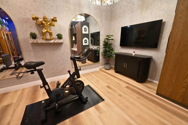 Building Photo - 11347 Needlerock Ct