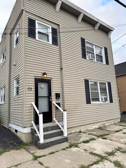 Building Photo - 53 1st St