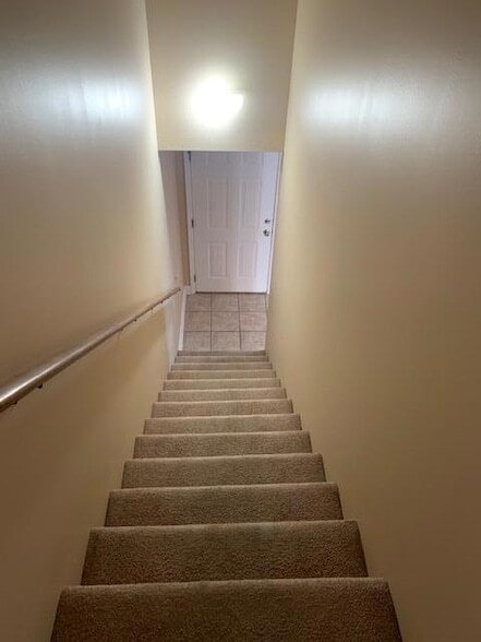 Building Photo - 1615 Manchester Trail NE