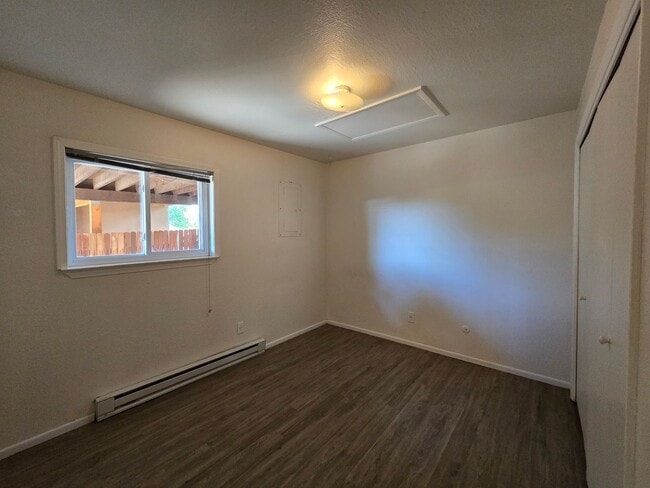 Building Photo - 140A Candelario St