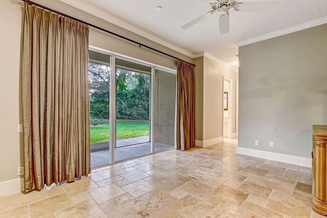 Building Photo - Stunning 5-Bedroom Pool Home on Nearly 2 Acres!