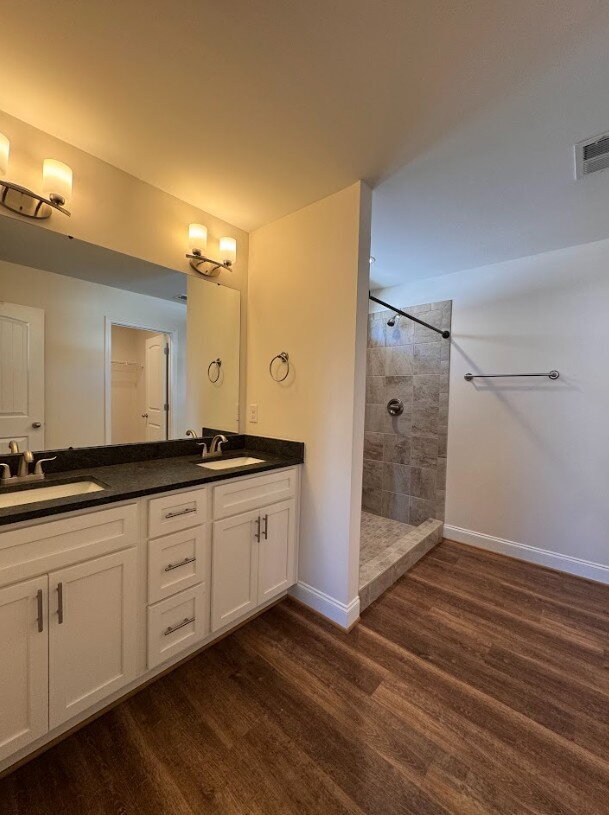 Building Photo - Inquire today on how to get FREE rent!